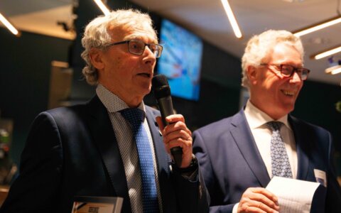 Lidmaatschap van Verdienste voor Wim van Beek