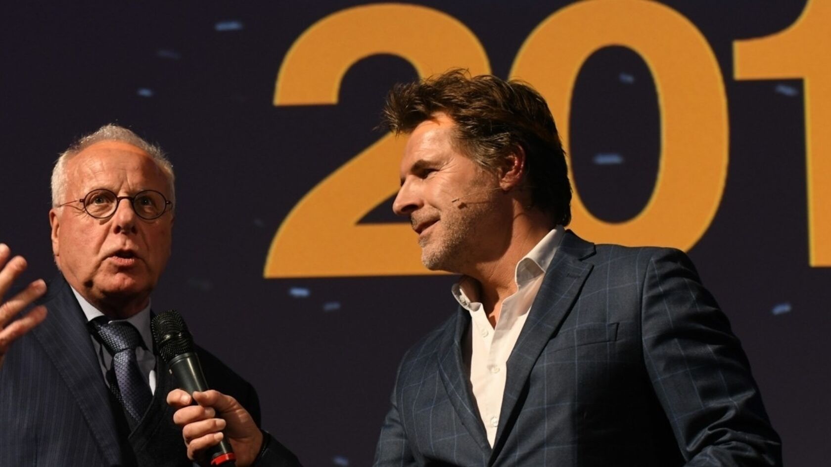 Erelidmaatschap voor Jos Hermens