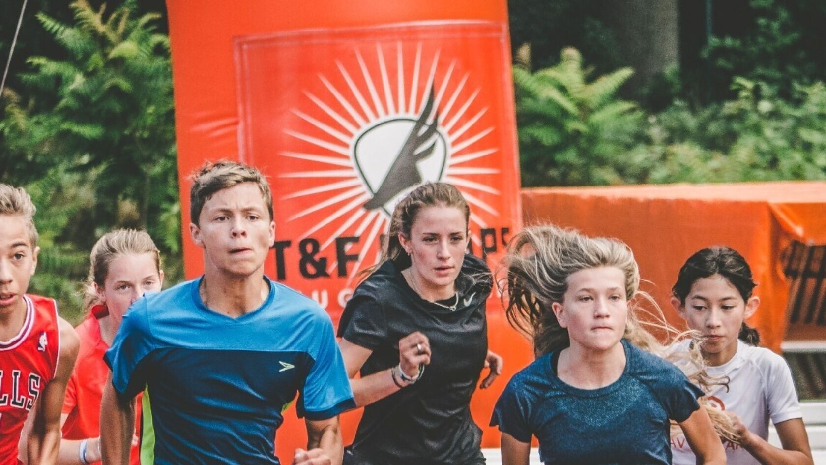 T&F Camps geeft een steuntje in de rug(nummers)