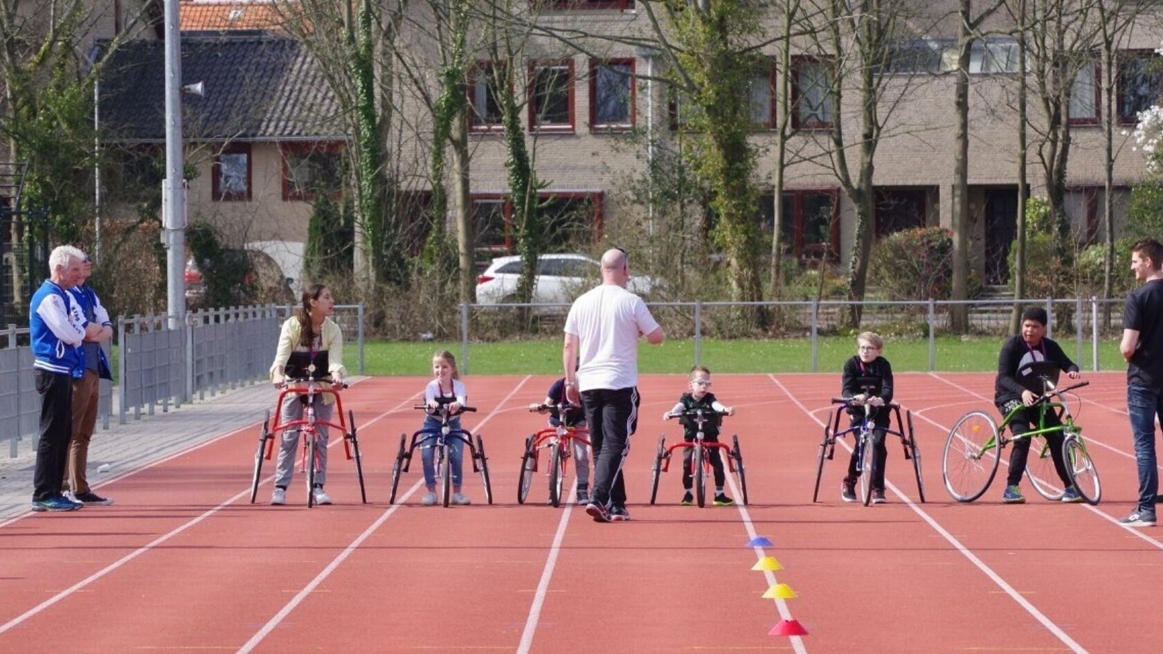 RaceRunning Roadshow bij Leiden Atletiek
