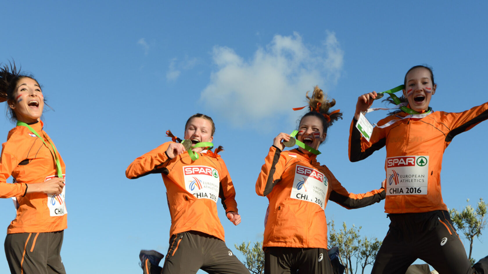 Brons voor sterk meisjesteam