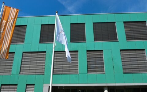 Atletiekunie trekt Lidmaatschap van Verdienste Stalman en Vroemen in