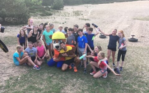 Eelco Sintnicolaas geeft toffe warming-up bij Nijmegen Atletiek!