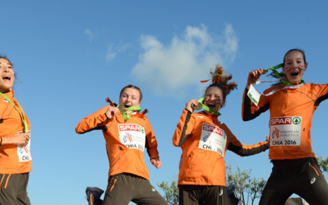 Brons voor sterk meisjesteam