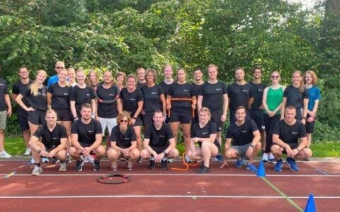 Duizenden Groningse basisschoolkinderen in beweging: ‘We verspreiden onze kennis verder dan de atletiekbaan’